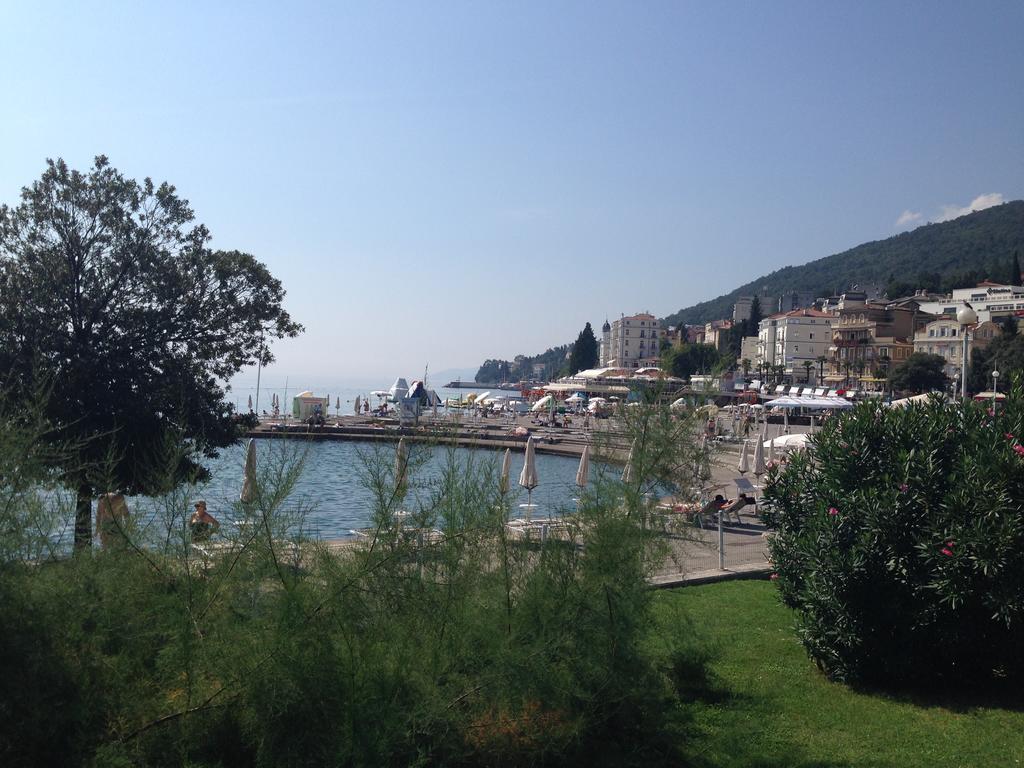 Opatija Central Studio Apartment Exterior foto