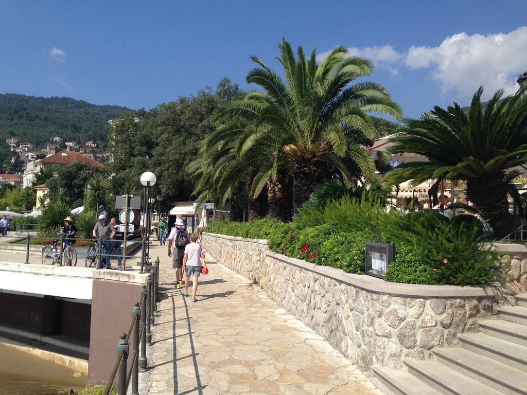 Opatija Central Studio Apartment Exterior foto